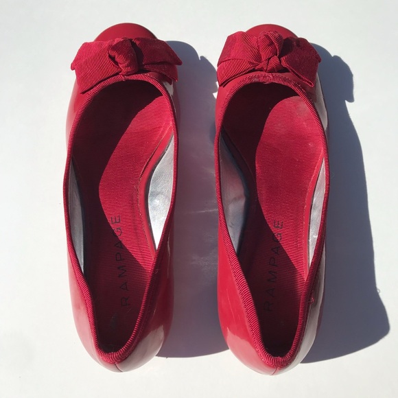 Rampage “Princess 2” Faux Patent Bow Ballet Flat - Picture 2 of 6